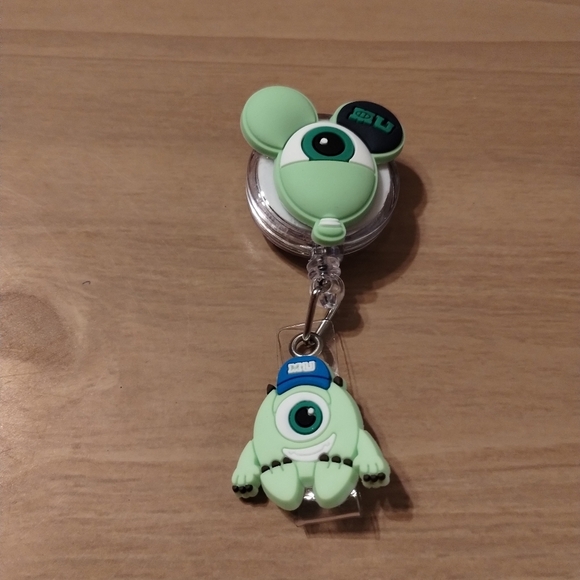 Accessories - New Disney Monsters Inc Mike Wazowski Nurse Doctor CNA Badge Reel